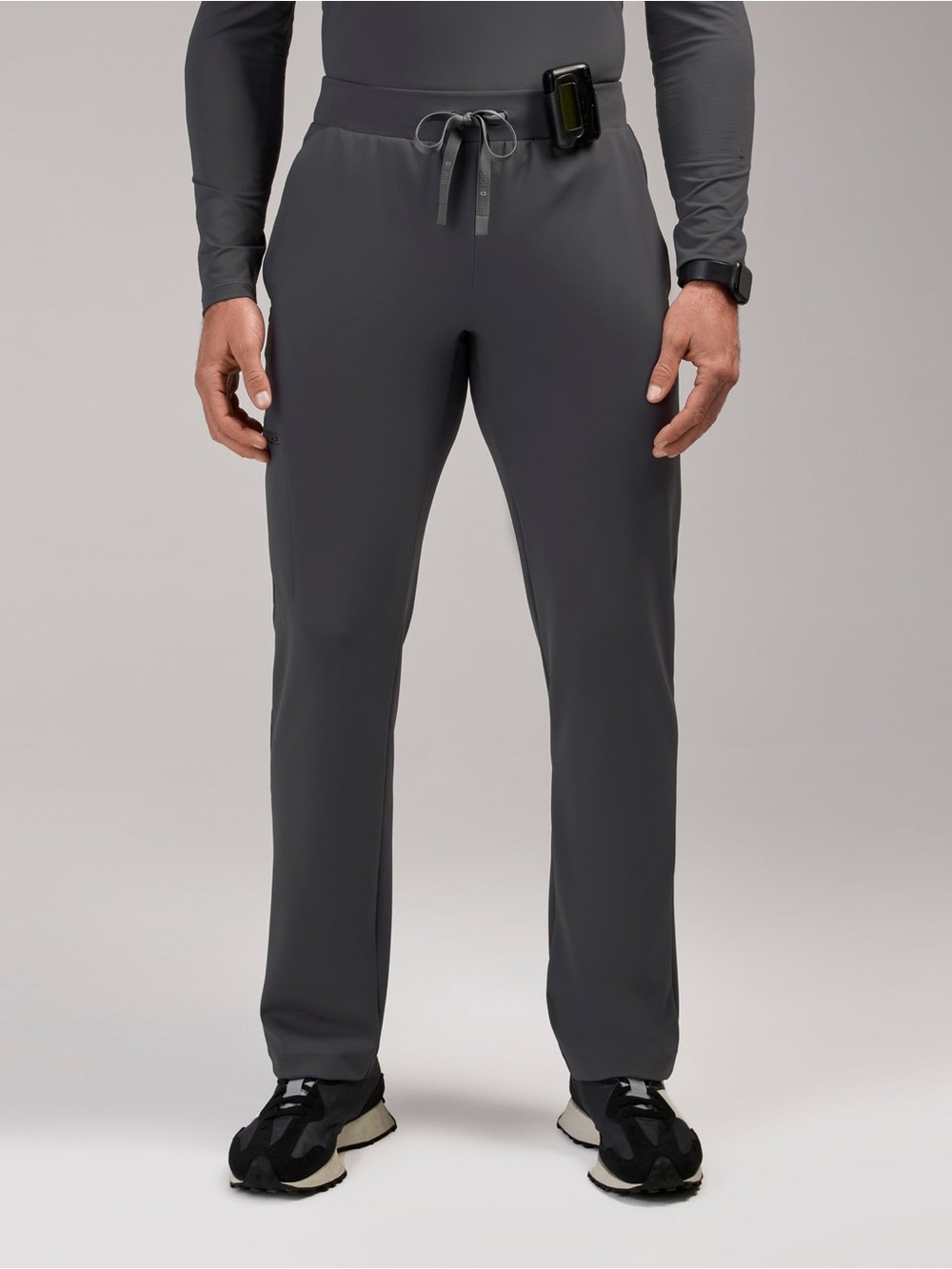 FIGS FORMx Men’s Norris Straight Leg Scrub Pant in Charcoal Size Small NWT